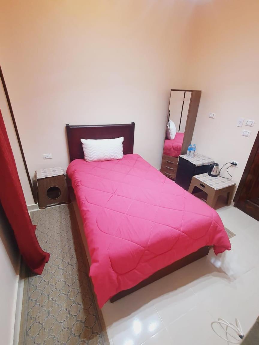Sobba Pyramids View - Guest House Kafrat al Jabal Exterior foto